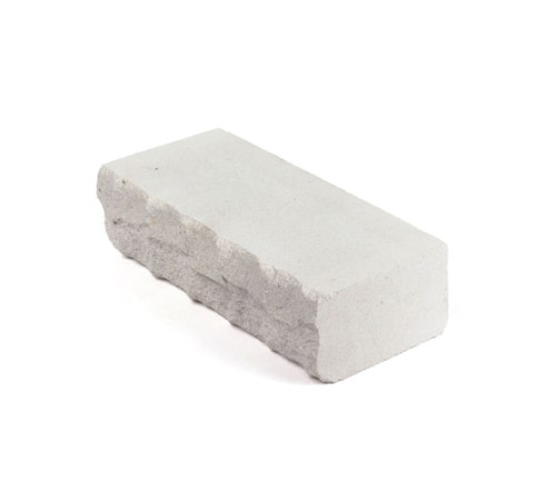 Облицовочные силикатные рельефные кирпичи в Могилёве