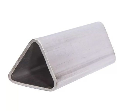 Треугольные трубы в Могилёве для строительства и металлоконструкций