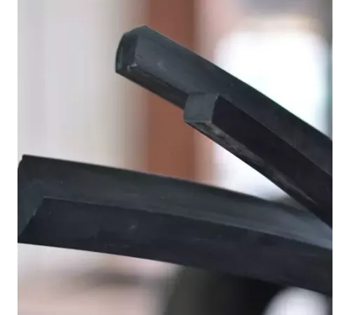 Резиновые уплотнительные прямоугольные шнуры в Могилёве